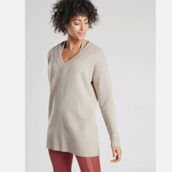 Athleta Wool/Cashmere Cream V Neck Tunic Sweater (M) - Picture 1 of 8